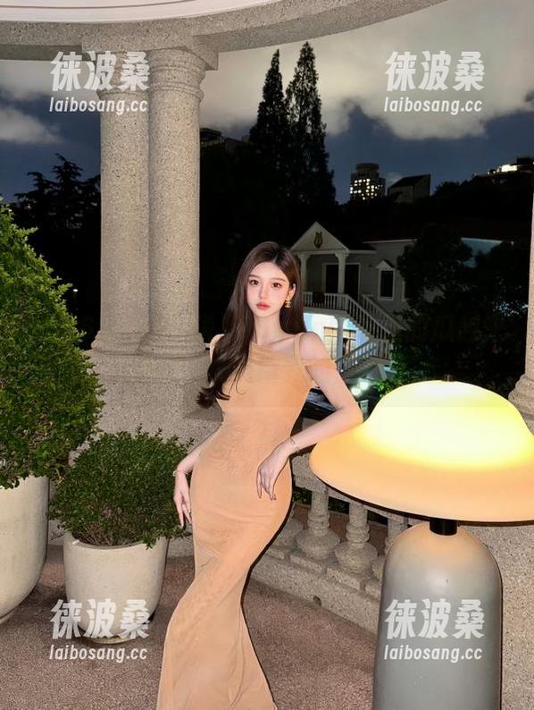 听说166.run网址里的瓜越来越大，快刷新我的三观。