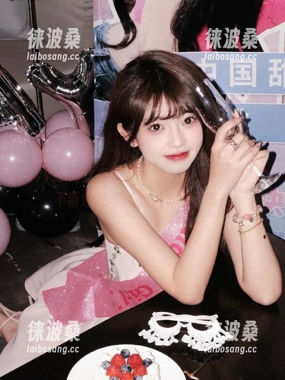 这里有177.sk，让你免费留在不断意想不到的八卦旋涡里！