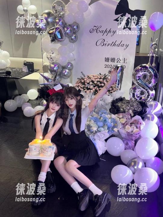 177.sk的导航引导你走进一场留白的畅想，心情愈加复杂。