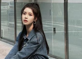 17吃瓜最新动态：在线机暴少女的趣事，快来看看她的“机暴技”！