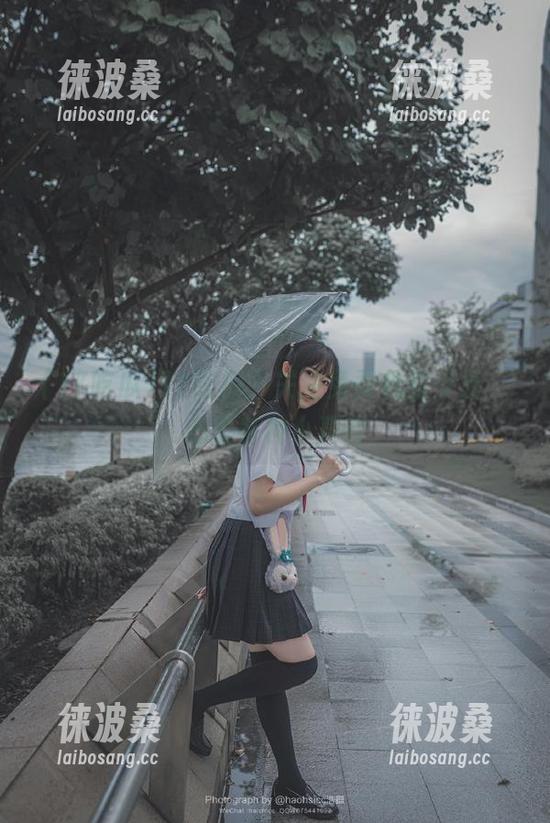17吃瓜：关注免费机暴少女，心里各种小声音