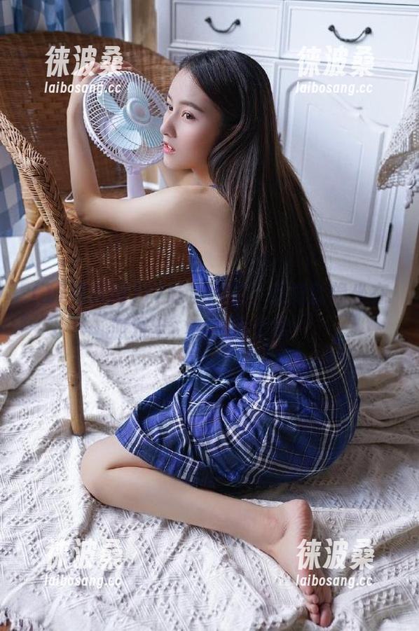 17吃瓜网站，感觉就像坐在派对上，瓜果满桌哦！