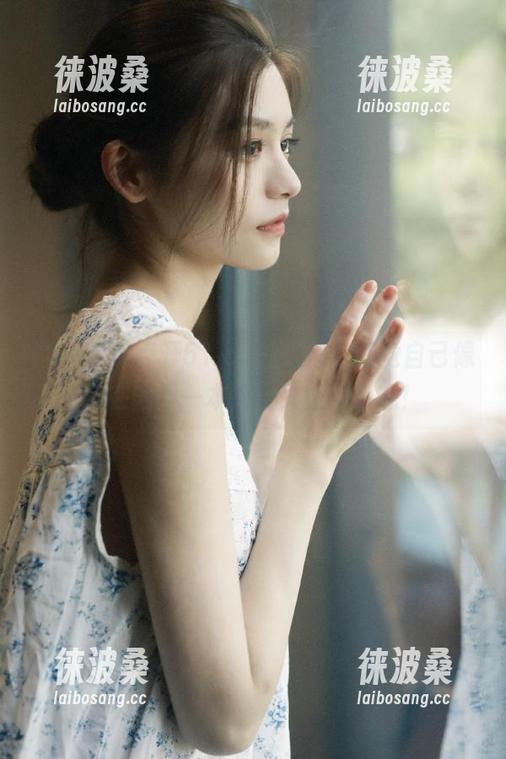点开51.cg的链接，感觉自己像是在翻阅一本完全失控的杂志！