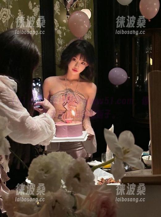 在线窥探www51.com，像个无所不知的瓜贩子。