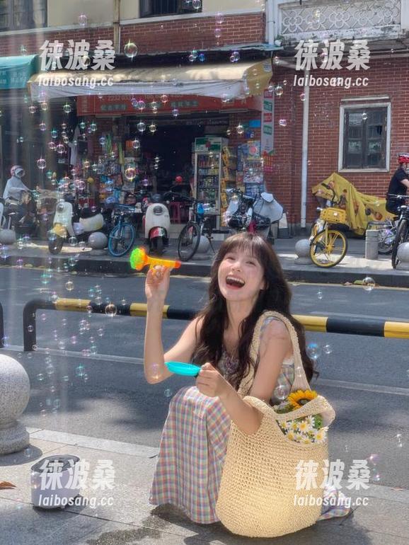 51cg吃瓜网 finalmente!终于找到51cg吃瓜网的网页入口,彻底化身八卦女王,开启吃瓜新篇章!