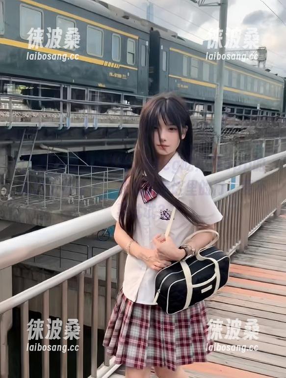 哦，51cg吃瓜网app的入口太神奇了，像极了童话里的门，要不要试试？