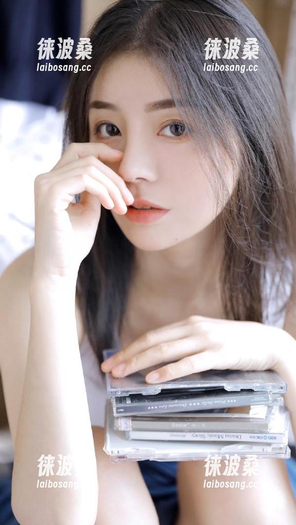 51吃瓜的黑料链接，像涂了奶油的瓜，甜中带点苦…