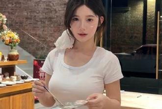 你沉迷于八卦不自拔？下载51吃瓜群众，助你随时随地更新八卦速递！