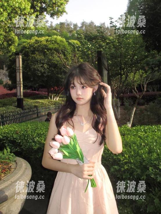 “91吃瓜网”的iOS版本，果然又是个吃瓜的好地方，忍不住想稍作停留，顺便落个纪录呢！