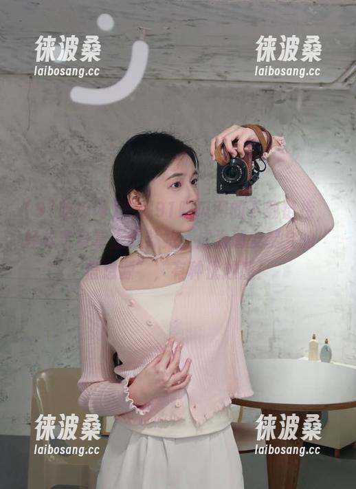 收藏91吃瓜网的下载链接，轻松变身掌上八卦站，成为朋友聚会的“信息源”，有种优越感！