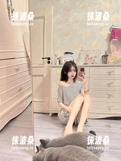 感叹一下“www.heiliao.su”网站其实就像一块蜂蜜面包，让我心甘情愿地被吸引。