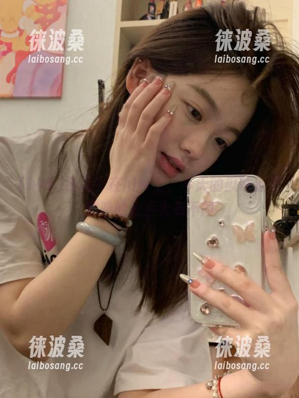 最新！在hlw上，今天的瓜味道和昨晚的似乎大有不同