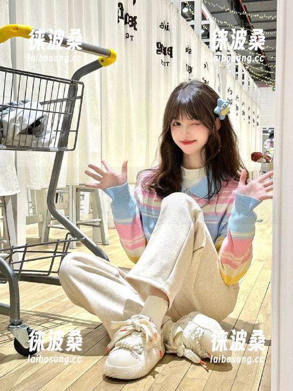 就在“zztt21”发布后，友谊的小船开始说翻就翻了