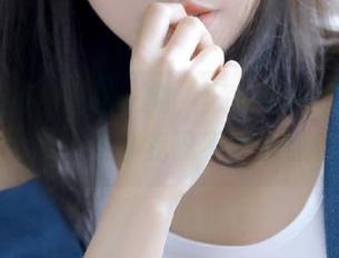 轻松一刻，五一吃瓜苹果版今日大瓜，看得我忍不住想点赞！