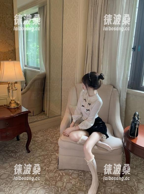 五一吃瓜发布：看完今日热门大瓜，忍不住想给编辑点个赞，这瓜真不错！