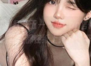 打开五一吃瓜app官网，仿佛全世界的八卦都在纸上排队等着我去翻