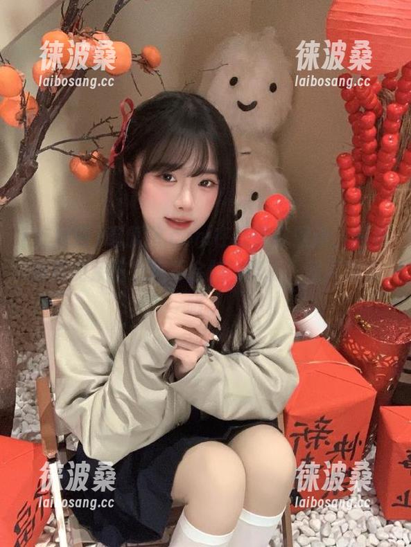 吃瓜网.com在线等你联动，隔着屏幕的亲密永远不会腻...算了，我闲聊去啦。