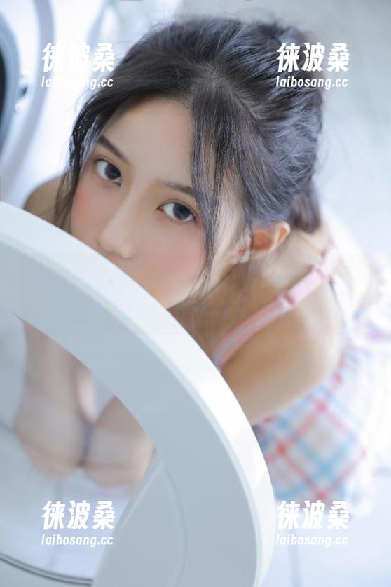 战斗力全开，点开“吃瓜黑料”链接，我都快成八卦专家了！