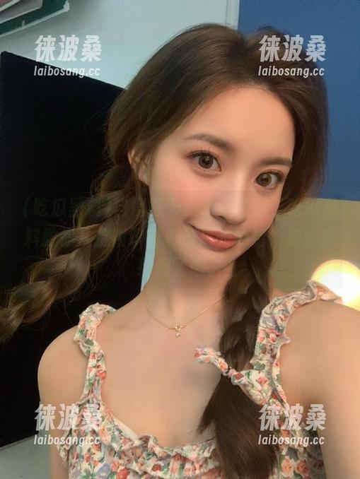 自信打卡，永不迷路，吃瓜黑料教你几招辨识真假信息的妙招，别被瓜绊倒了哦。