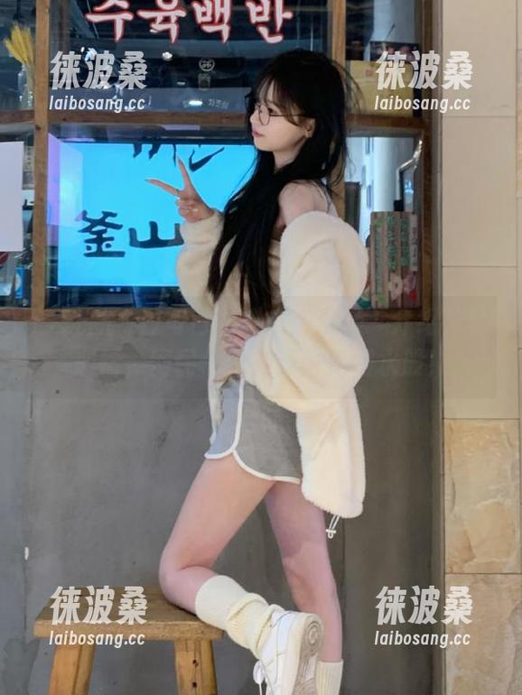 每日黑料：“永久”介绍神秘恋情，网民们的神评论如潮水般！