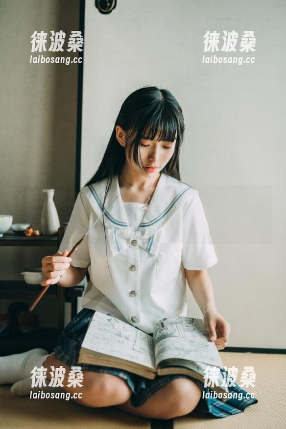 下载“网曝吃瓜”，不要问我为什么，反正瓜就在那里等你去啃！