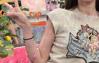 从早到晚，“黑料不打烊万里长征”网站持续根据我一边吃瓜一边发呆的状态来暴露八卦！