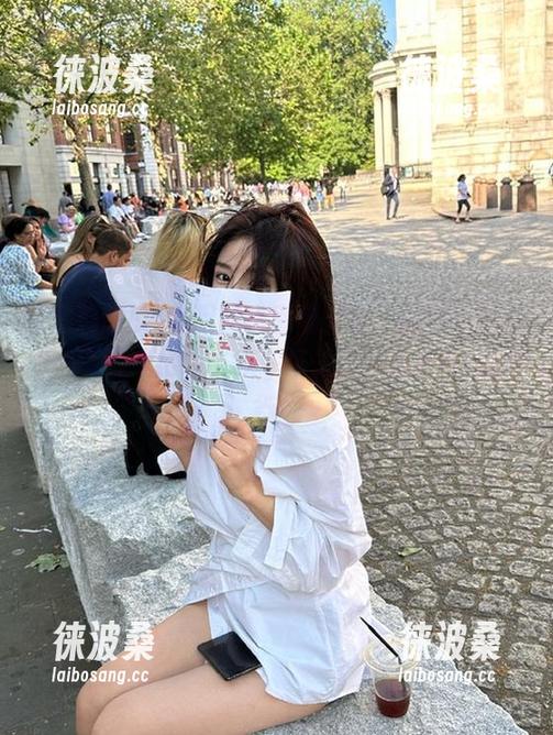 心里的小剧场只等“黑料吃瓜App”开个地址，来一场关于八卦的奇妙旅行。
