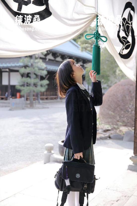 从黑暗到光明的神奇旅程，黑料吃瓜网传送门走起！