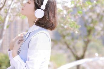 别怂，黑料网在线导航带你进瓜地深处遨游，必须要有一颗勇敢的心！