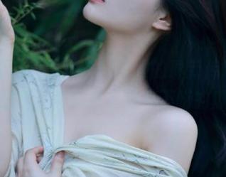 直击黑料网官网的最新传闻，心里想着，真是世上没有不吃的瓜。