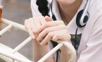 在线追剧不如在线看“黑料网”，瓜熟蒂落，心满意足。