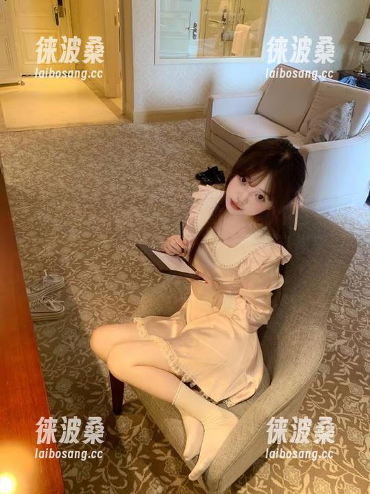 “黑料网”里的网页像个百宝箱，每翻一次都有惊喜，热门事件等你来戳！