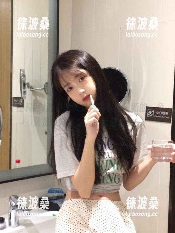 我是坚决支持黑料网更新的，免费提供好戏，人生何必复杂！