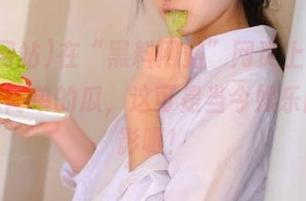 在“黑料网站”网页上，吃瓜不是吃简单的瓜，这可是当今娱乐圈的缩影呀！